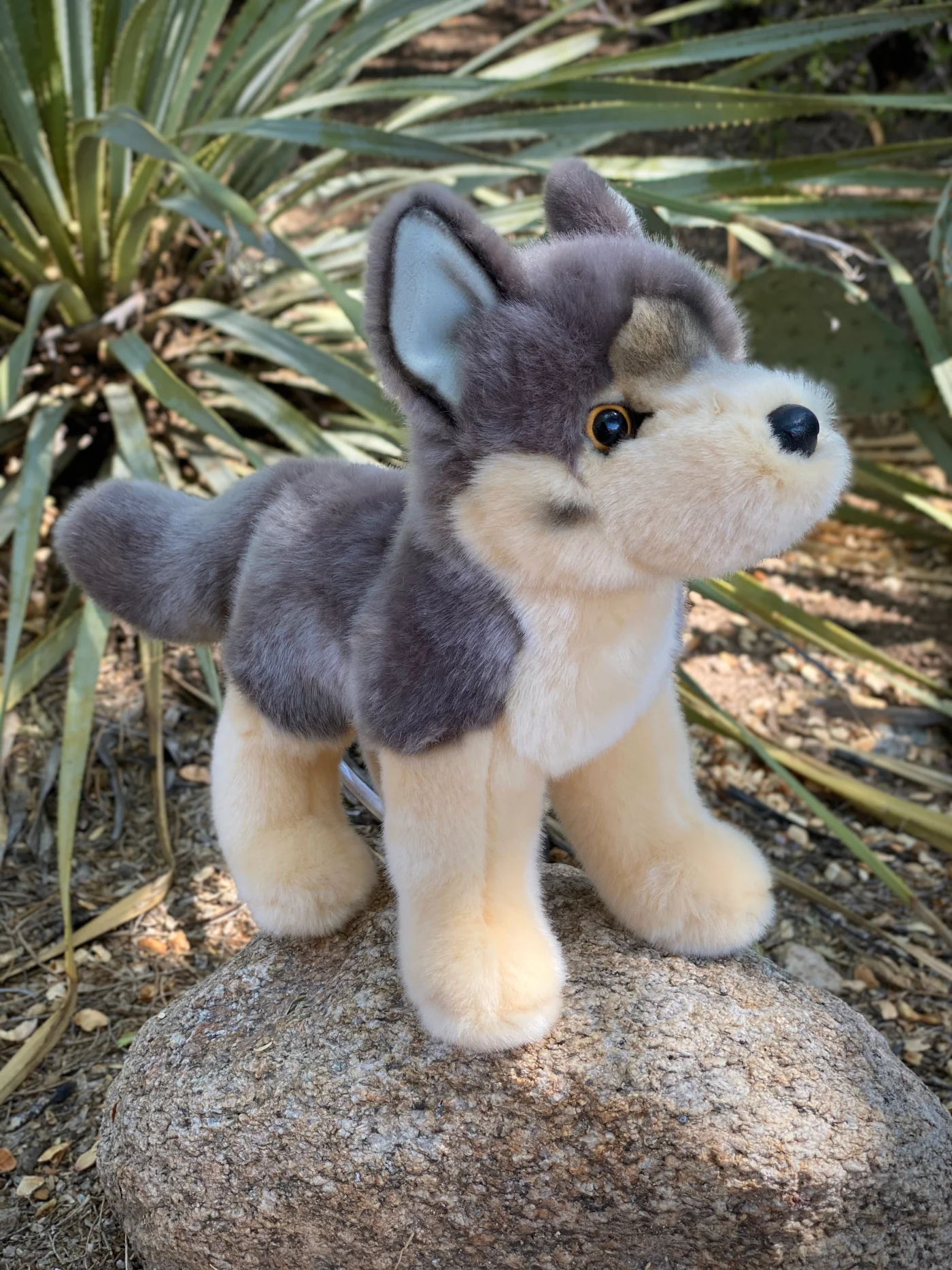 Plush: Wolf - Dancer - Image 2